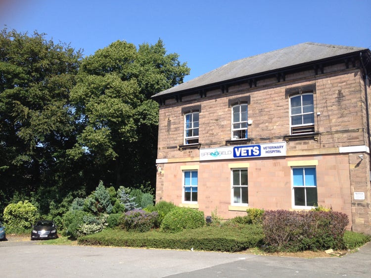 Exterior view of Springfield Veterinary Group Rotherham building